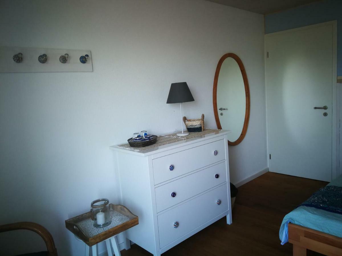 B&B Whitianga Vinelz 外观 照片
